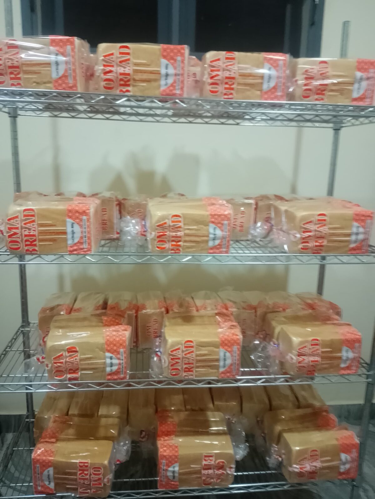 Oma Bread (Bread Family Size Loaves) - Image 4